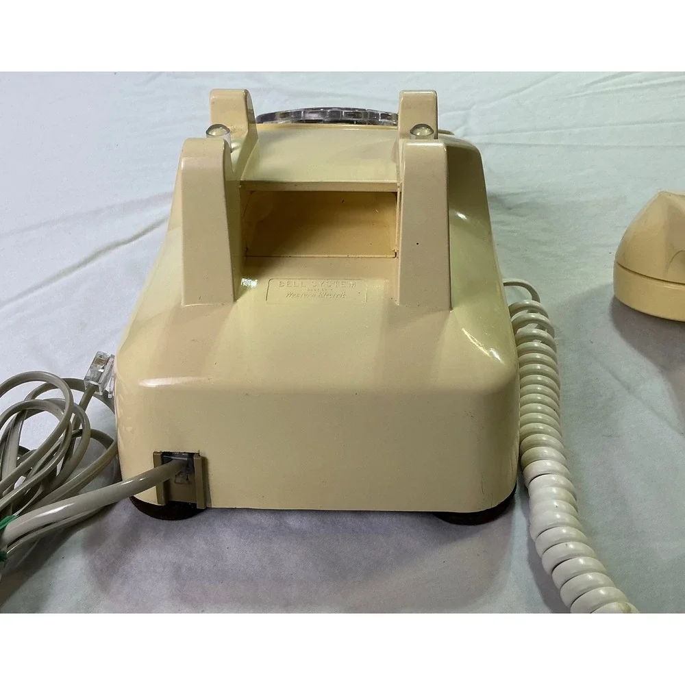 Vintage Bell System Western Electric Rotary Desk Telephone Beige Cream USA